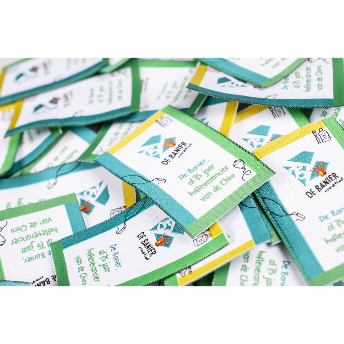 Kenteken De Banier 75 jaar hofleverancier Chiro Kenteken De Banier 75 jaar hofleverancier Chiro