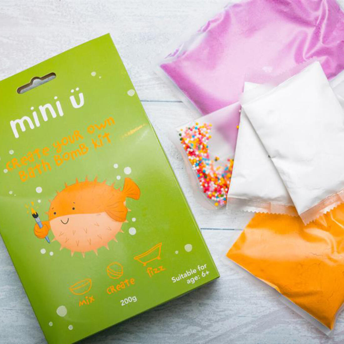 Kit maak je eigen badbruisbal Kit maak je eigen badbruisbal