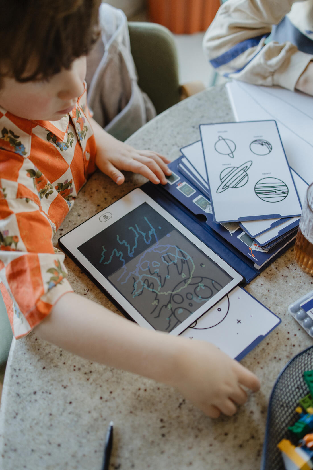 Kidydraw-mini Galaxy draagbaar tekentablet ruimtevaart Kidydraw-mini Galaxy draagbaar tekentablet ruimtevaart