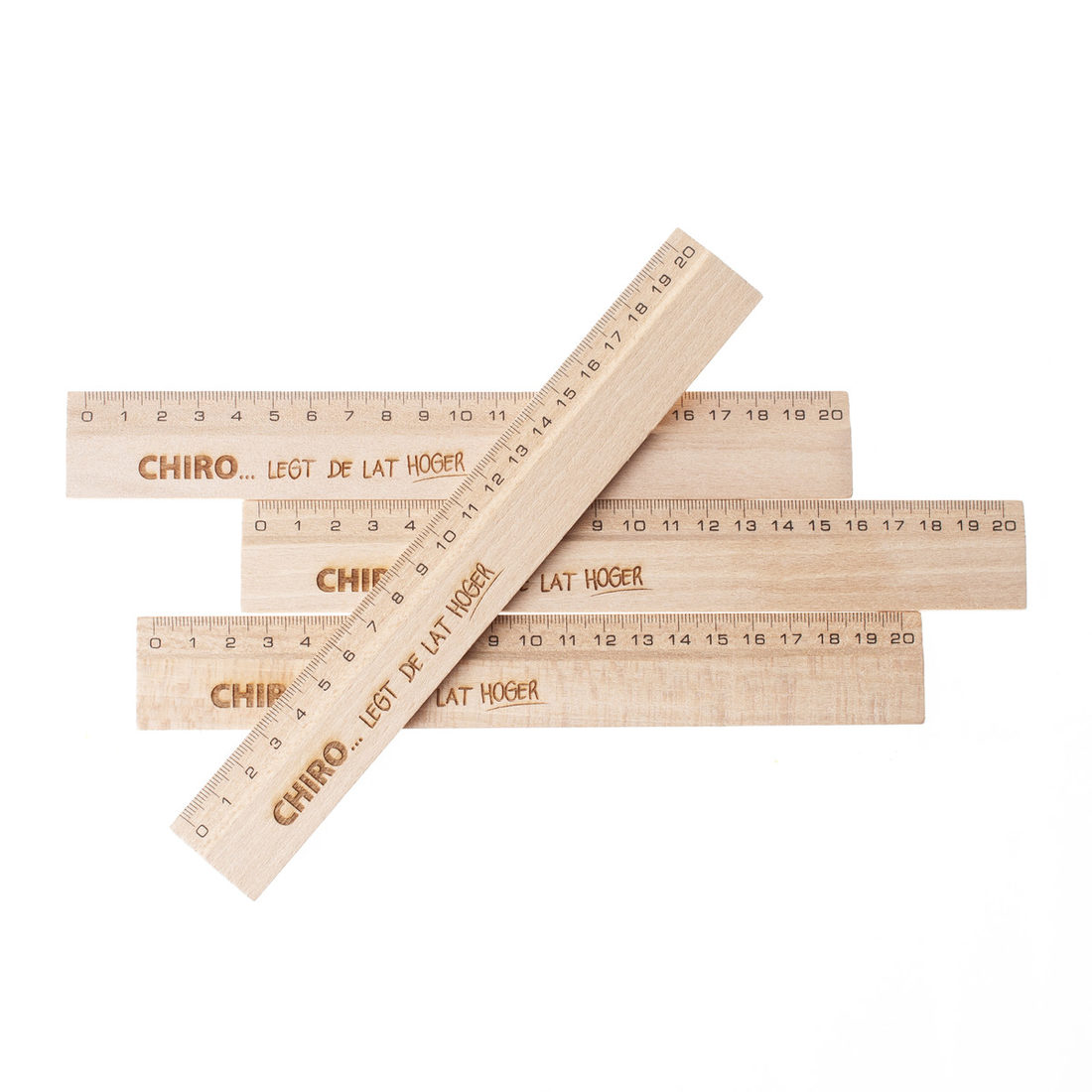 Chirolatje 20 cm - Chiro legt de lat hoger