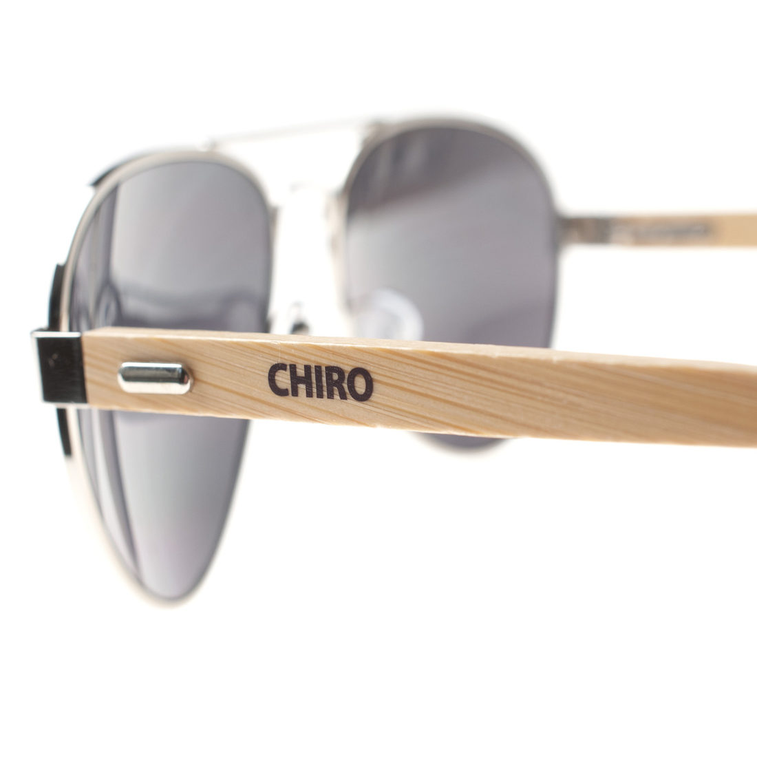 Zonnebril UV400 bamboe Chiro metaal (met zakje) Zonnebril UV400 bamboe Chiro metaal (met zakje)