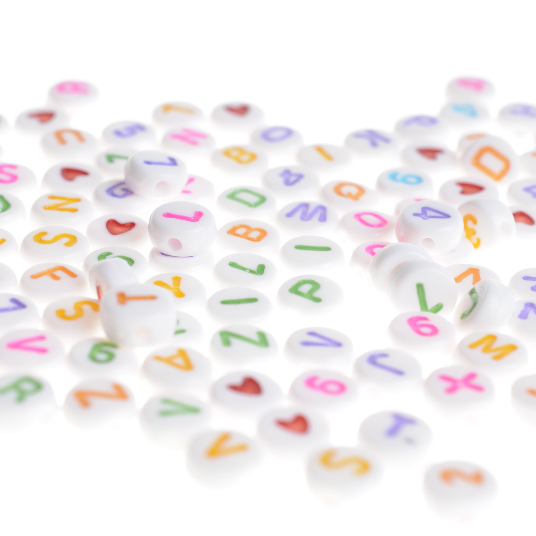 letterkralen 7 mm ca. 200 stuks wit, gekleurde letters letterkralen 7 mm ca. 200 stuks wit, gekleurde letters