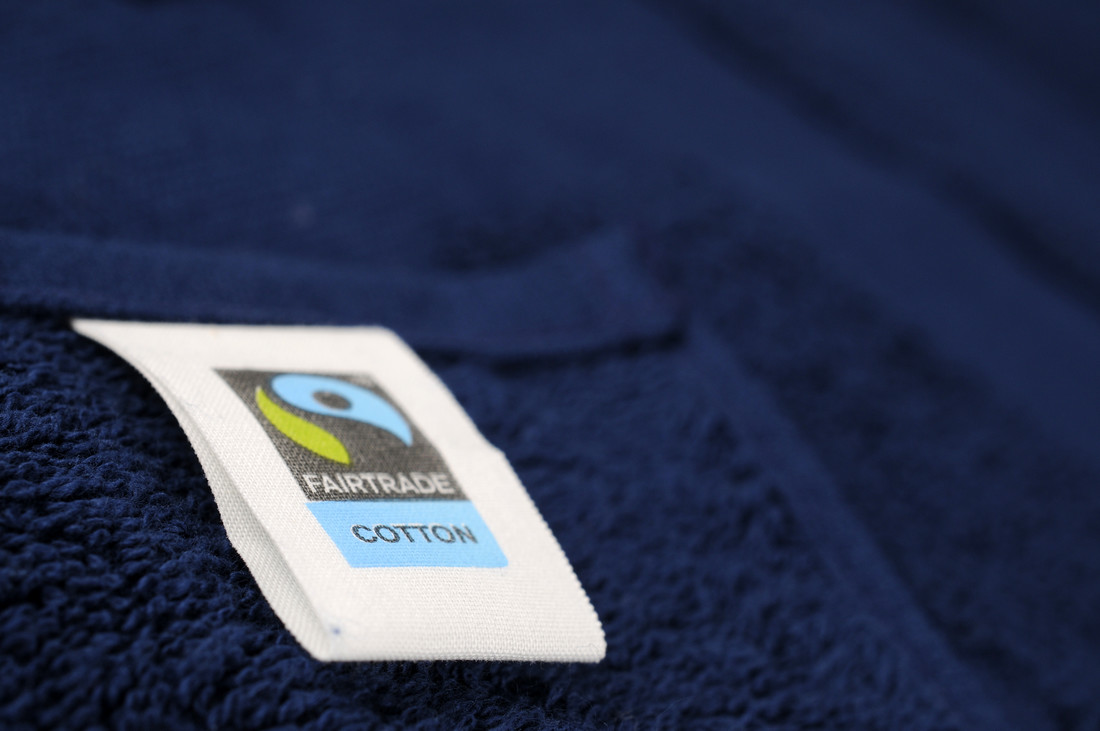 Badlaken Chiro 70 x 140 cm blauw C2C bio en Fairtrade Badlaken Chiro 70 x 140 cm blauw C2C bio en Fairtrade