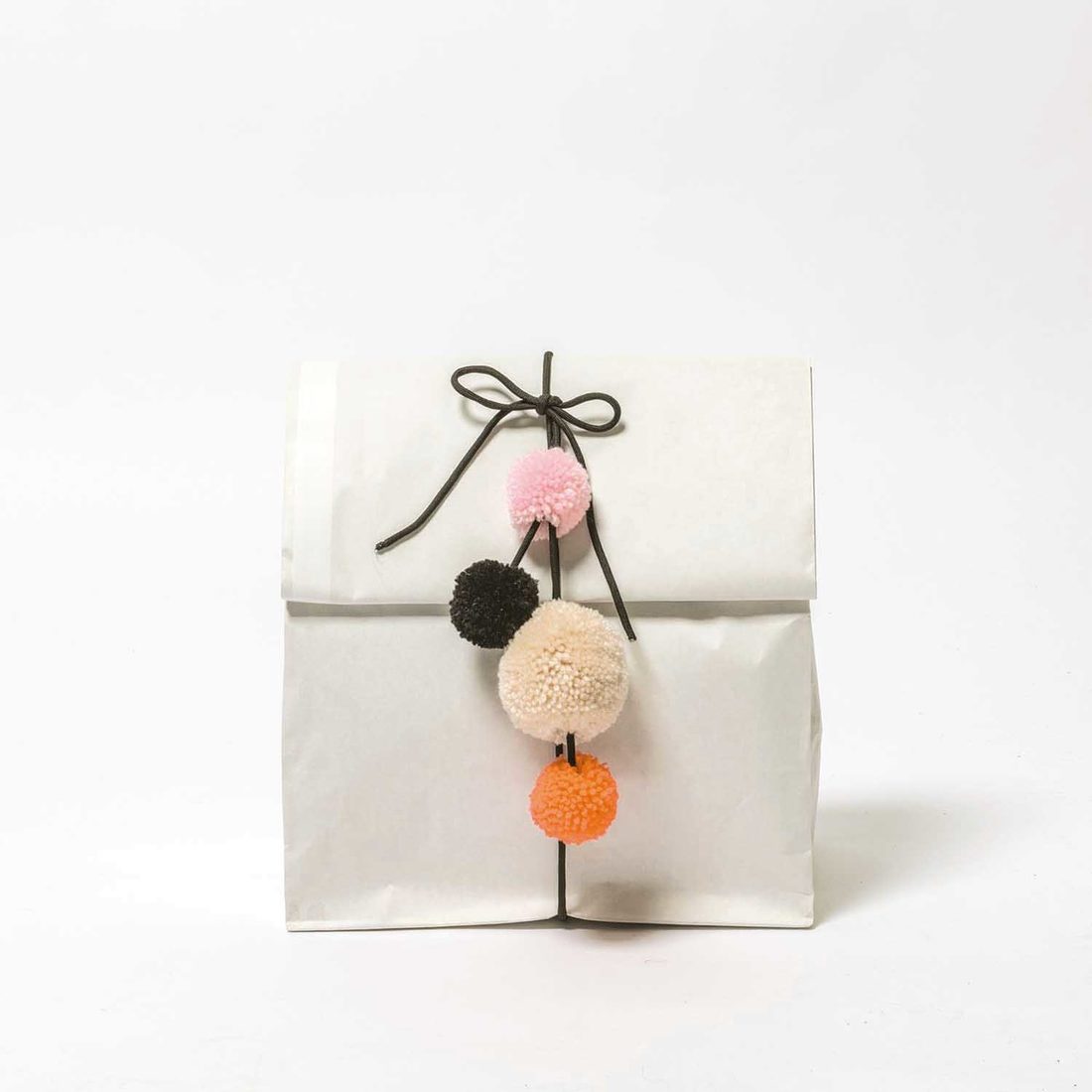 Pompon 24 stuks mix pastel kerst Pompon 24 stuks mix pastel kerst