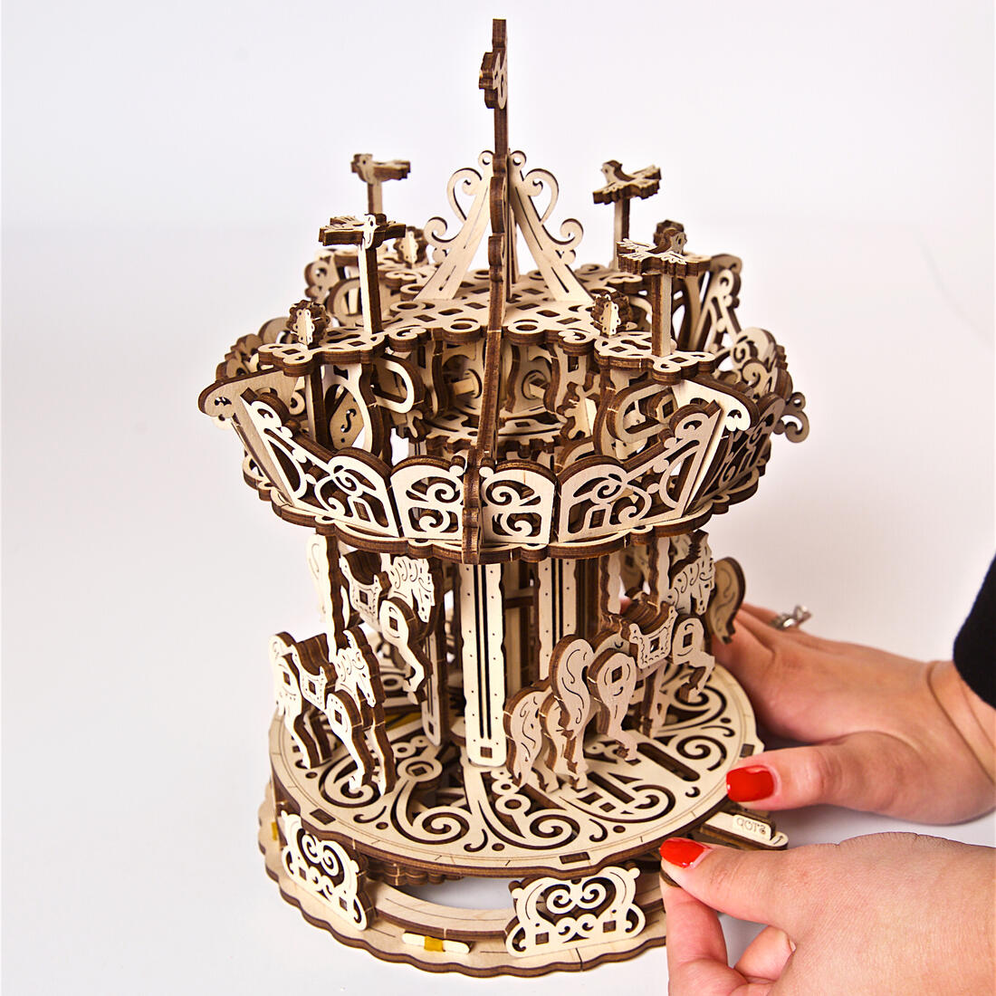 U-gears Carousel draaiende kermismolen U-gears Carousel draaiende kermismolen