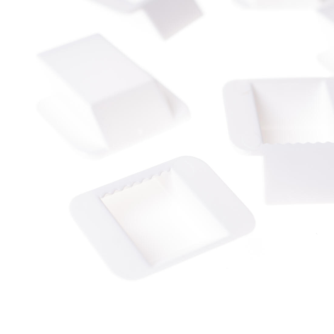Ingiethaakje plastic 25/13 mm 6 stuks Ingiethaakje plastic 25/13 mm 6 stuks