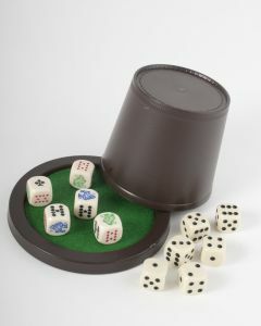 Pokerset: beker met 5 + 6 stenen