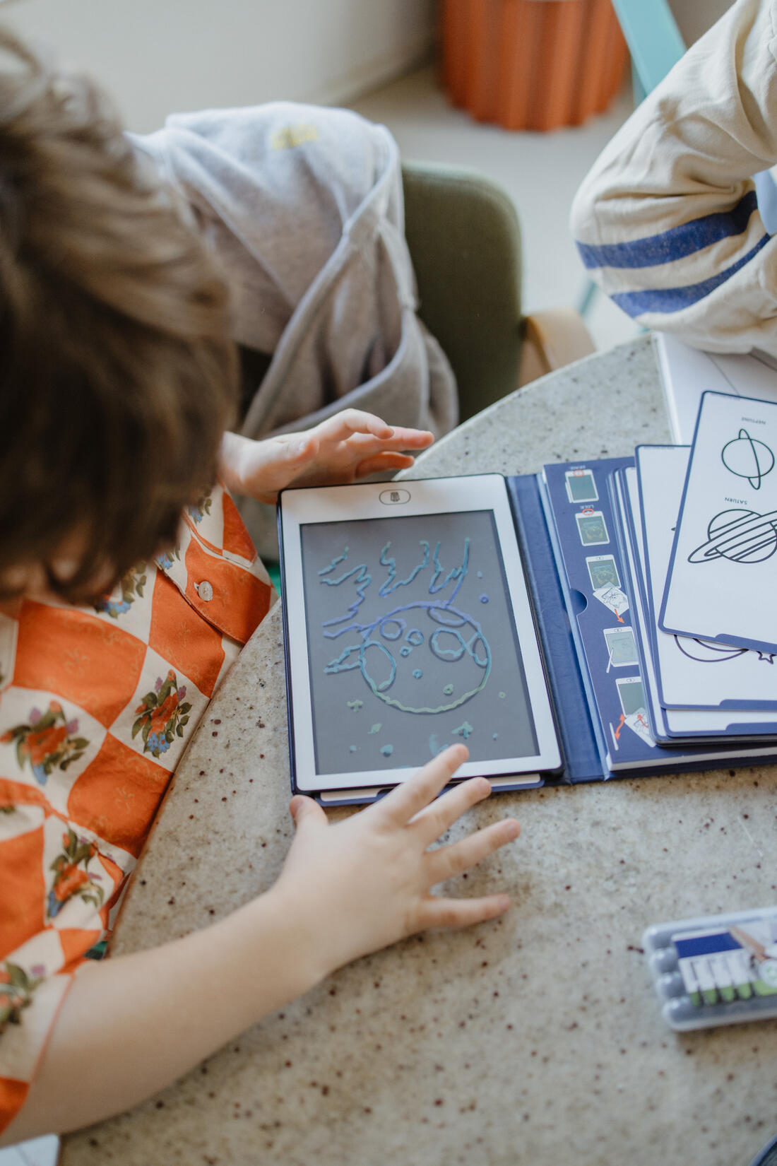 Kidydraw-mini Galaxy draagbaar tekentablet ruimtevaart Kidydraw-mini Galaxy draagbaar tekentablet ruimtevaart