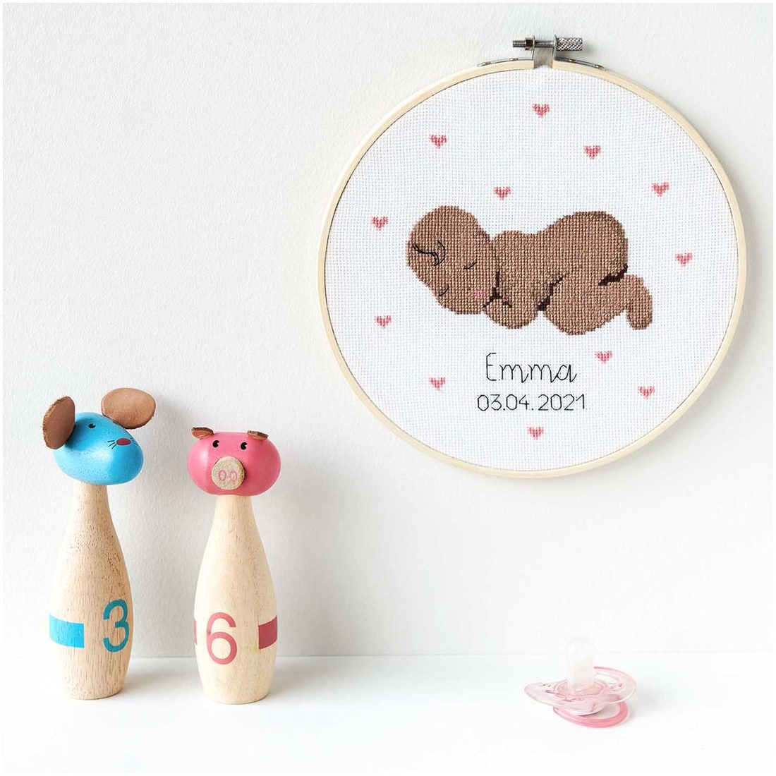 Personaliseerbare borduurset kruisjessteek 20 cm baby Personaliseerbare borduurset kruisjessteek 20 cm baby